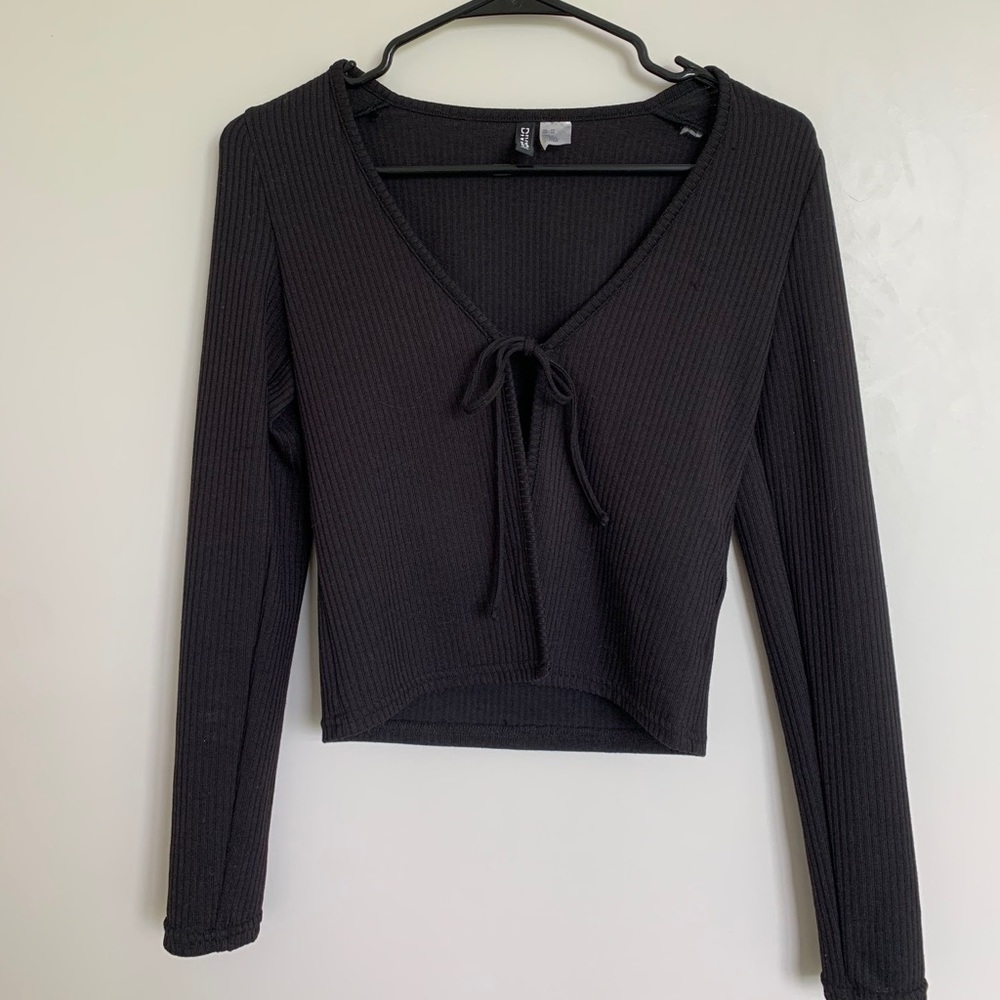H&M tie front ribbed sweater